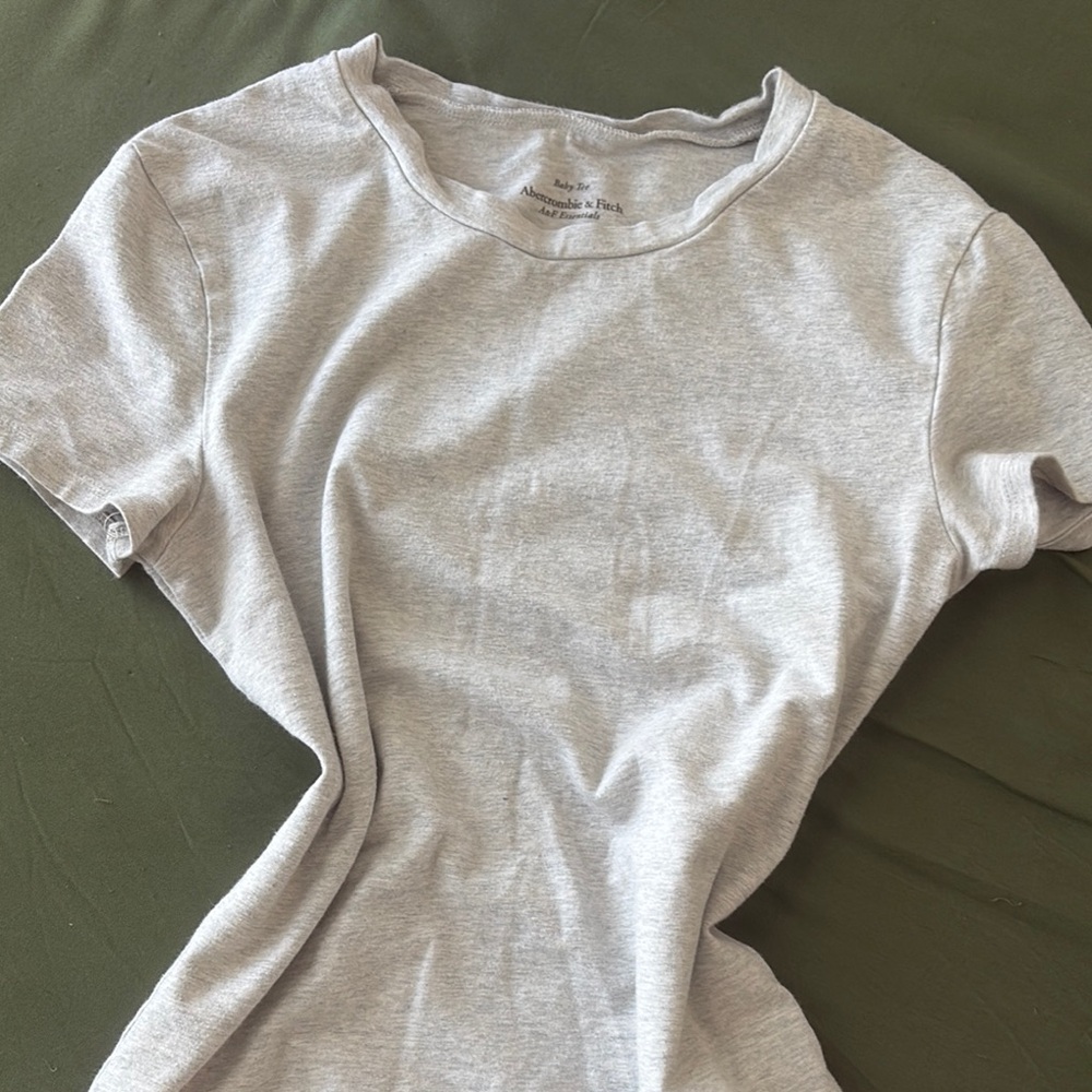 Abercrombie Baby Tee (Grey)